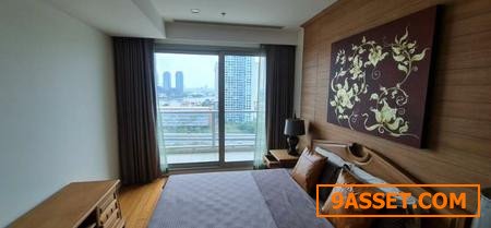 P33CR2104030 For Sale The River Condominium 1 Bed 12 Mb